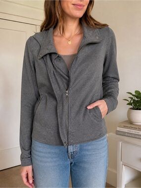 NWOT Banana Republic Women's Gray Zip-Front Jacket